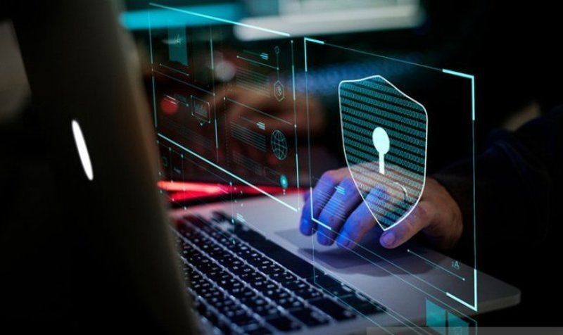 mengenal-undang-undang-informasi-dan-transaksi-elektronik-ini-pasal-yang-bisa-jadi-jeratan-pidana-9U4HKM3x1A